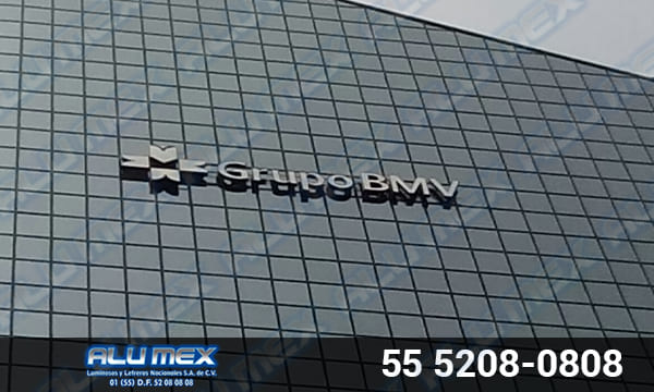 Letrero Corporativo Grupo BMV