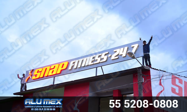 Letrero Luminoso Deportiva Snap Fitness 24/7