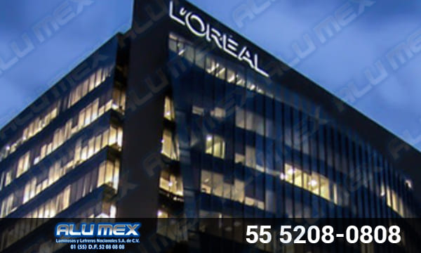 Letrero Corporativo Loreal