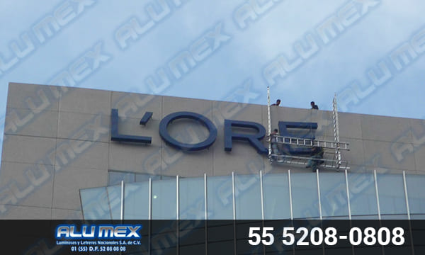 Letrero Corporativo Loreal