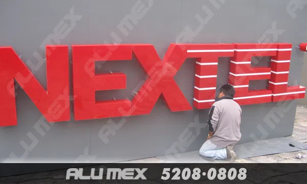 Anuncio Luminoso Nextel